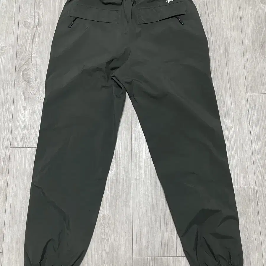 [M] 디스이즈네버댓 고어텍스 Paclite pant 블랙