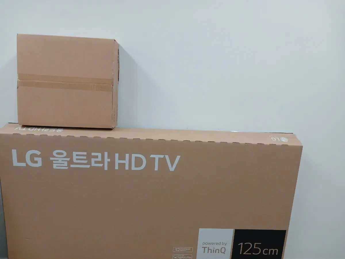 Lg 울트라 HD 50인치 스마트 TV 모델명 50UQ8300ENF팝니다