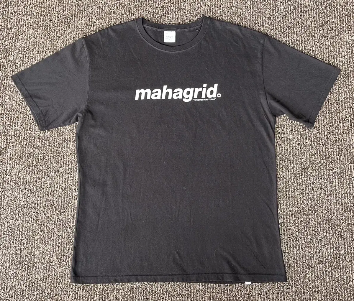 Mahagrid Mahagrid Vintage Logo Vahn Short Sleeve Tee