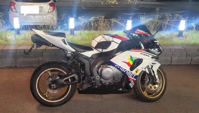 혼다 cbr 1000rr