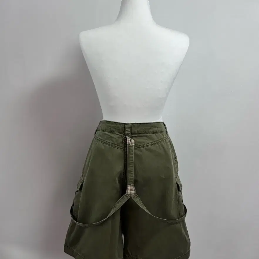 빈티지 카키 버뮤다 팬츠 khaki pants