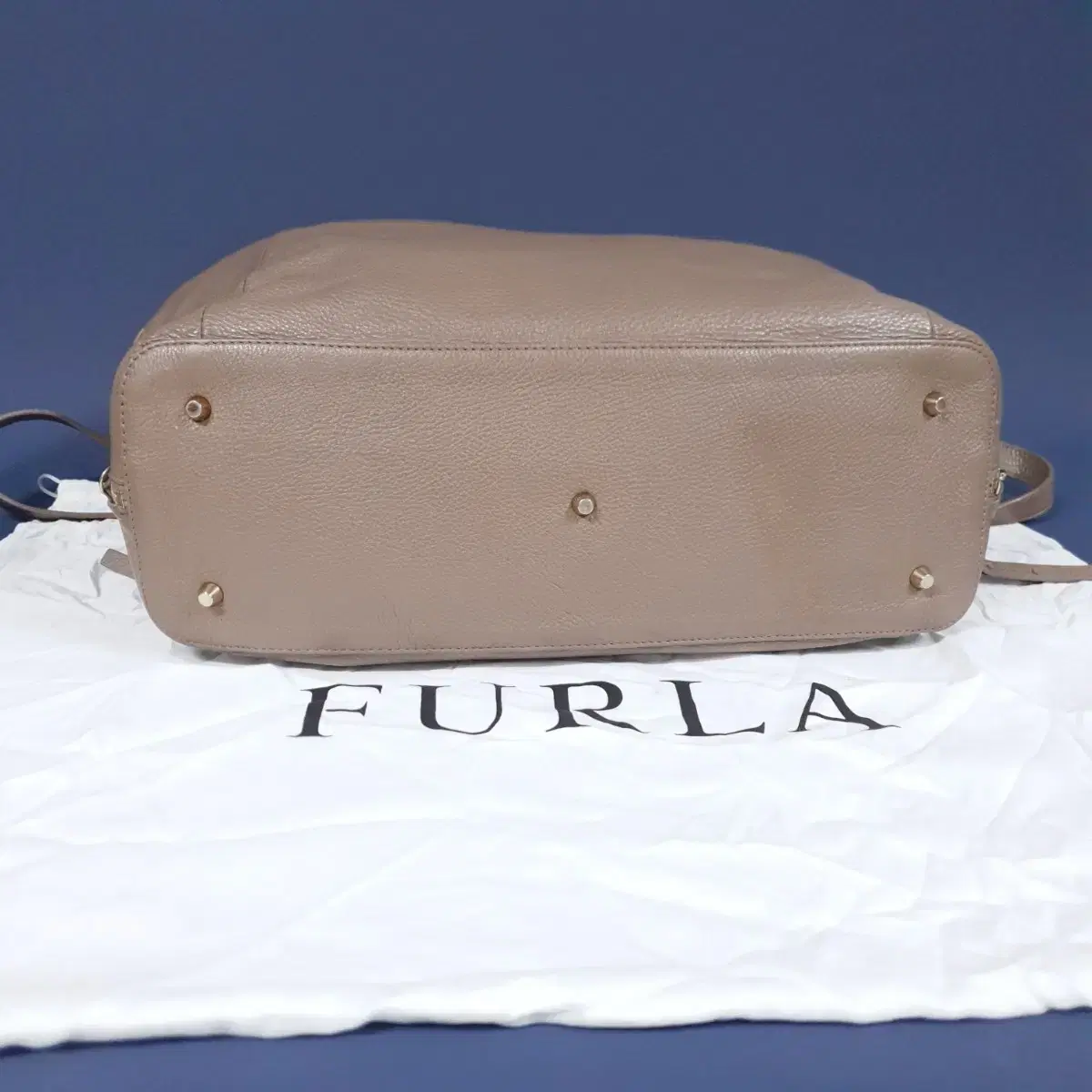 훌라(FURLA) 여성 소가죽 숄더백 핸드백 호보백 가방