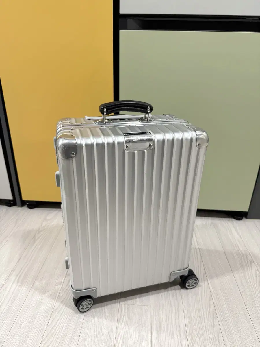 Rimowa Classic Silver Cabin Silver