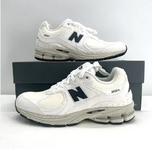 New Balance 2002R White Black