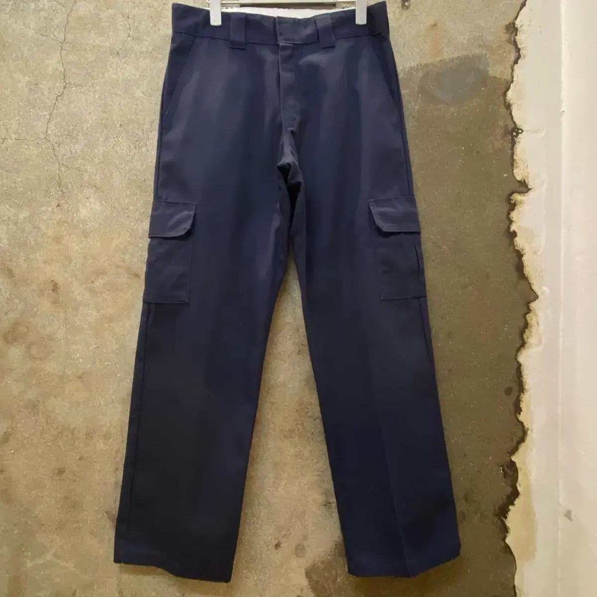 New in box USA Dickies Relaxed Straight Work Cargo Pants