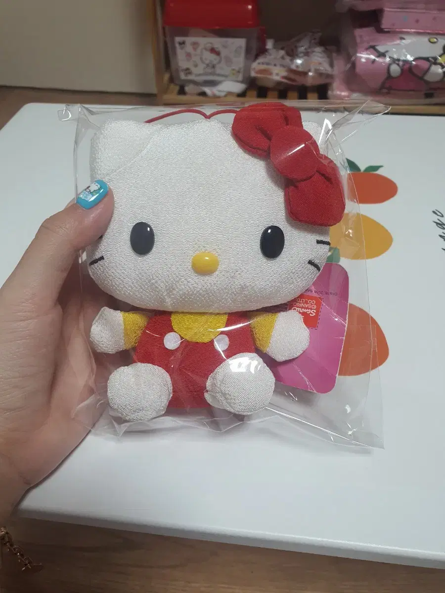 Hello Kitty Chirimen Doll Keyring