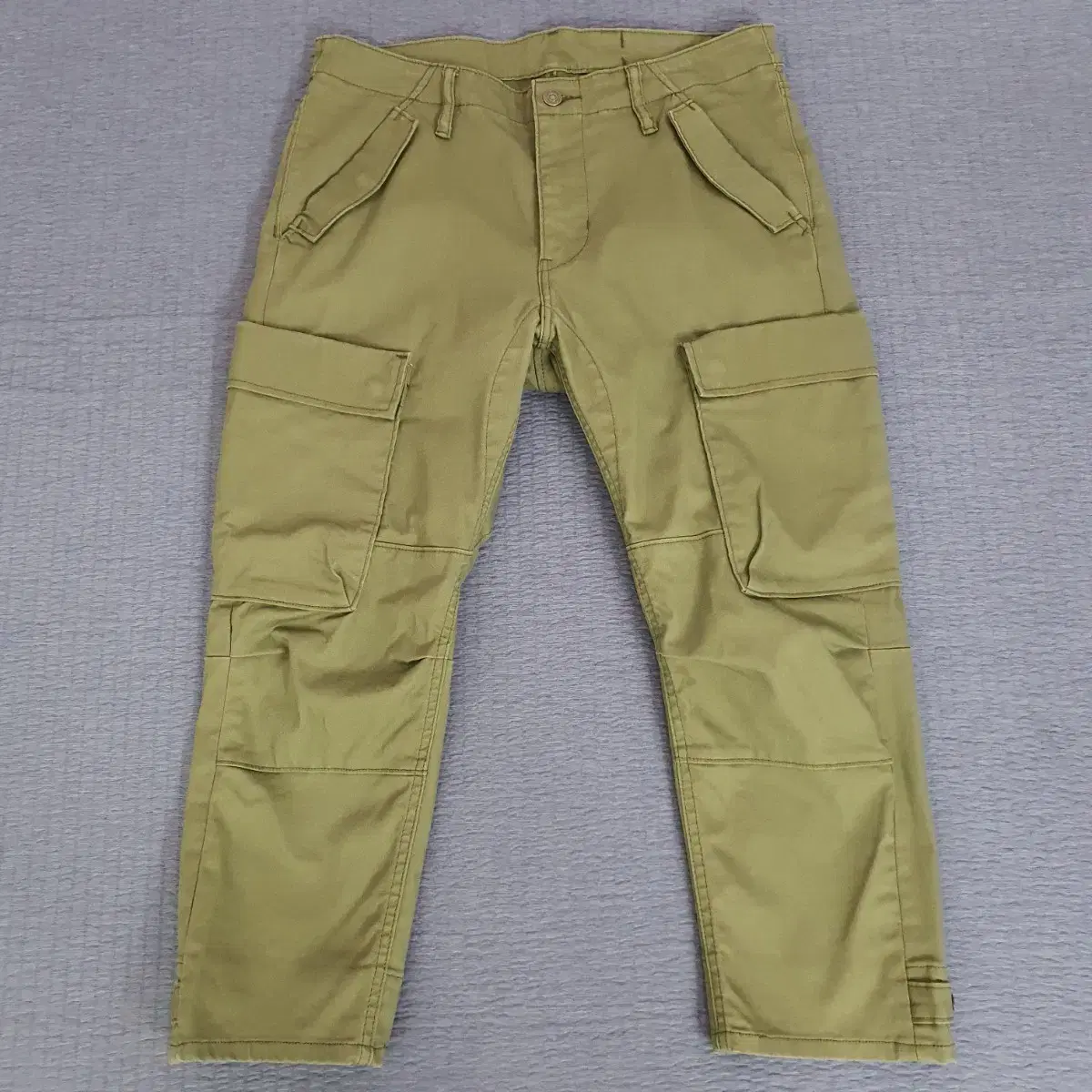 Men32 Levi's Cargo Pants