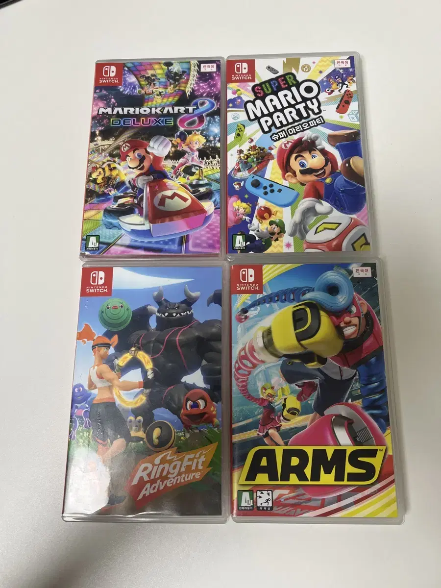 4 Nintendo Switch game cartridges