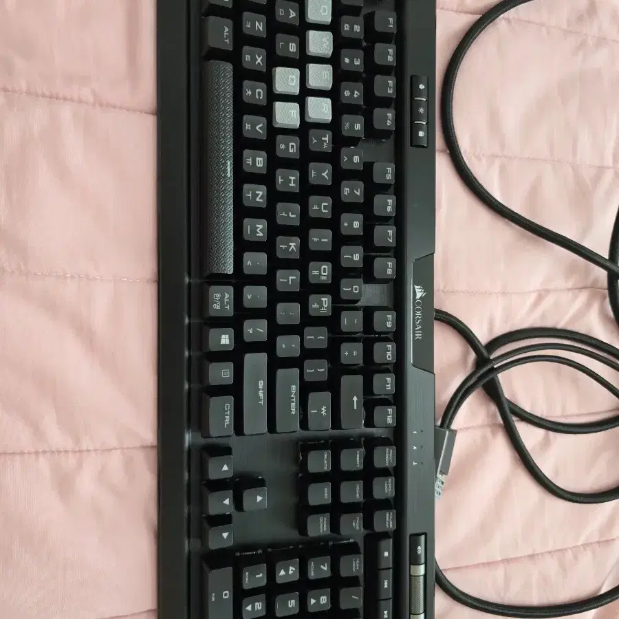 커세어 k70 mk.2 rgb 청축팝니다