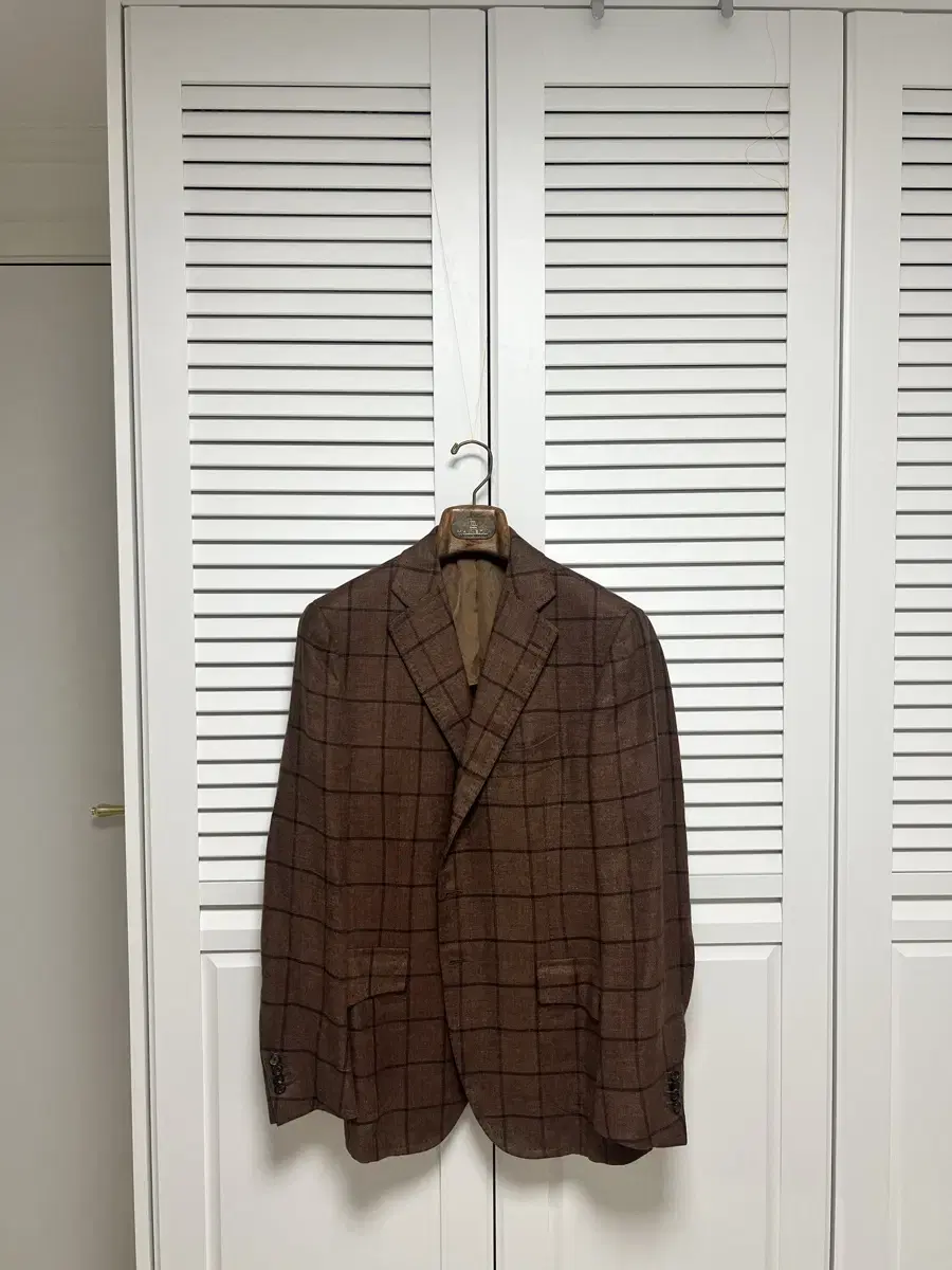 Atolini Brown check blazer size 48 for sale