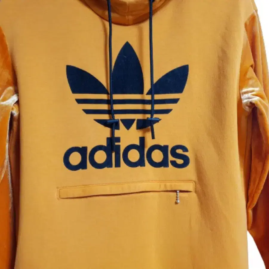 adidas 벨로아배색 오렌지후드 빅로고 오버핏 기모티셔츠 여성 90