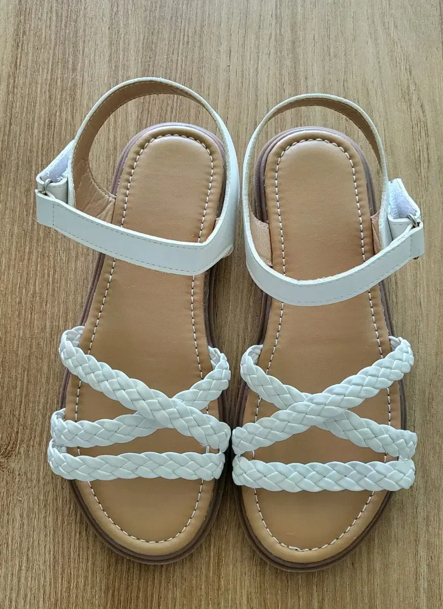 (New Product) Summer Sandals 220