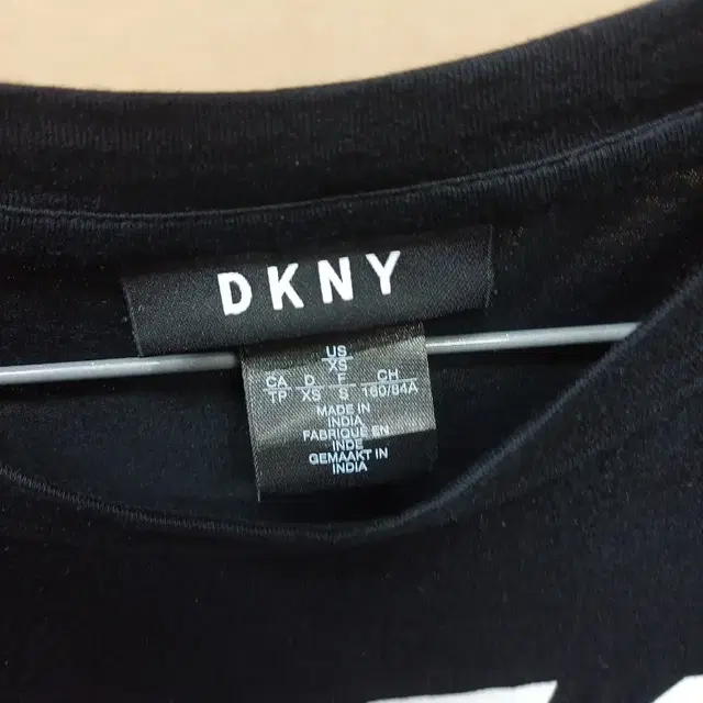 DKNY 빅로고 민소매 스판 롱티셔츠 55