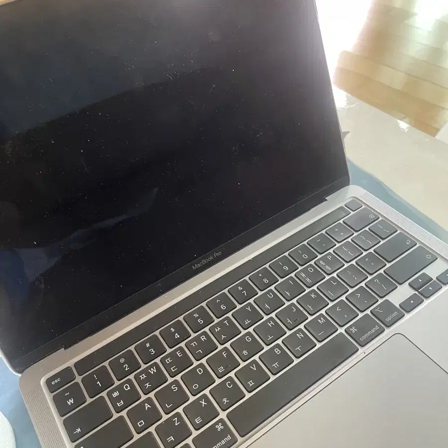 맥북 프로 macbook pro 13인치 m1 512기가 팝니다