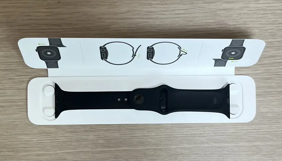 Apple Watch Hermès Noir Silicone Black Strap 40.44mm