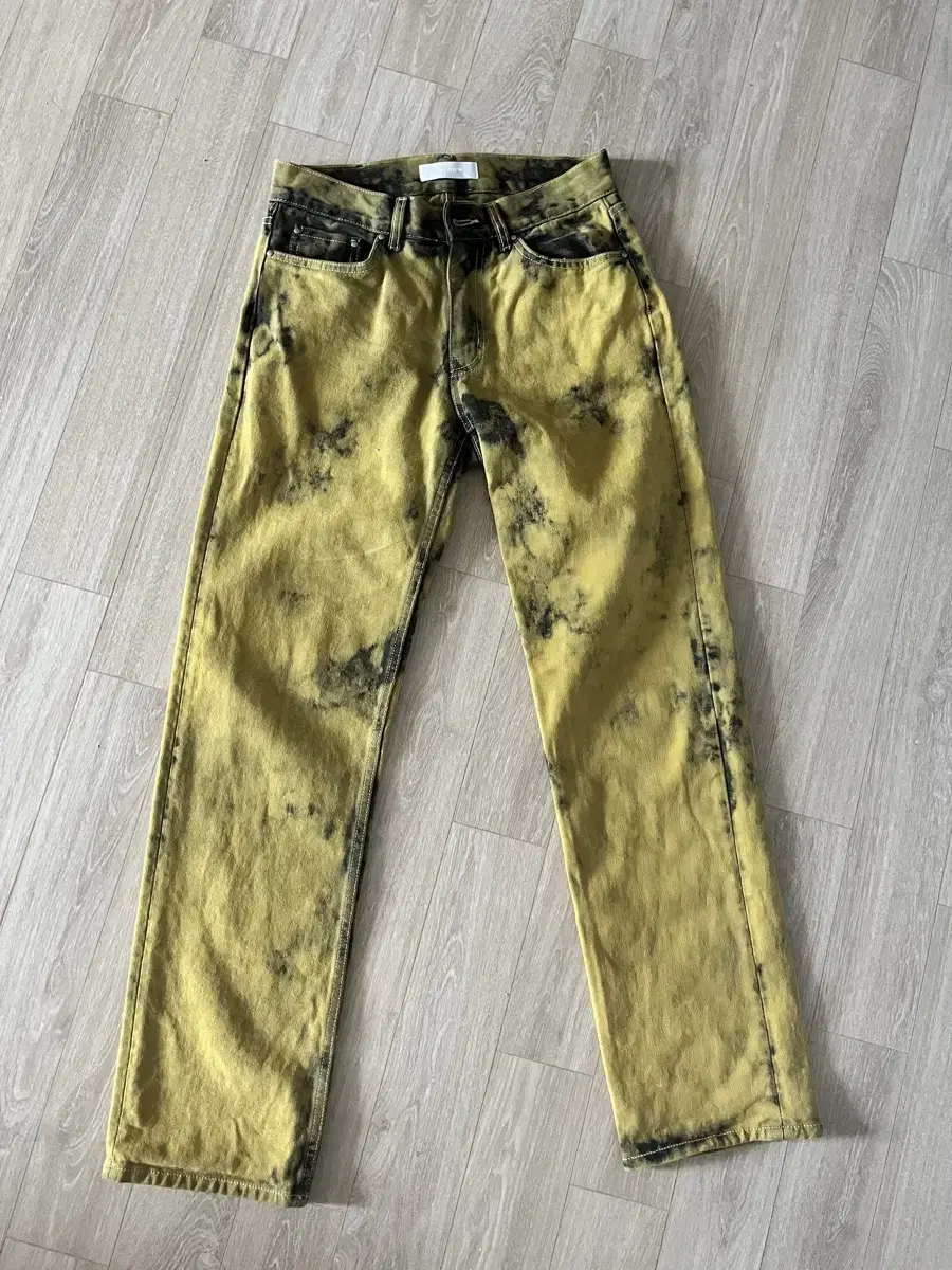 Size S/M Chin Down Pants