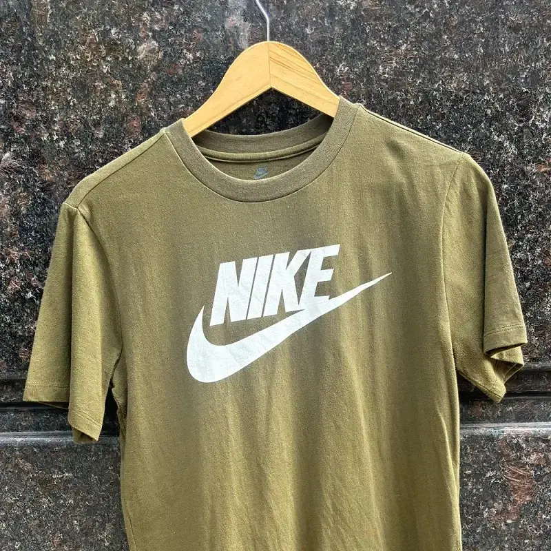 nike 나이키 베이직 로고 카키 반팔티