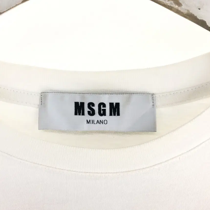 MSGM 반팔티 XS 58017