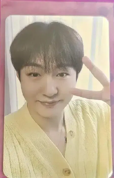 비투비 이창섭 노란니트 트레카