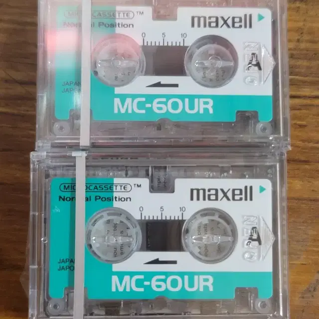 Maxell MC-60 UR Micro Cassette Tapes 2개