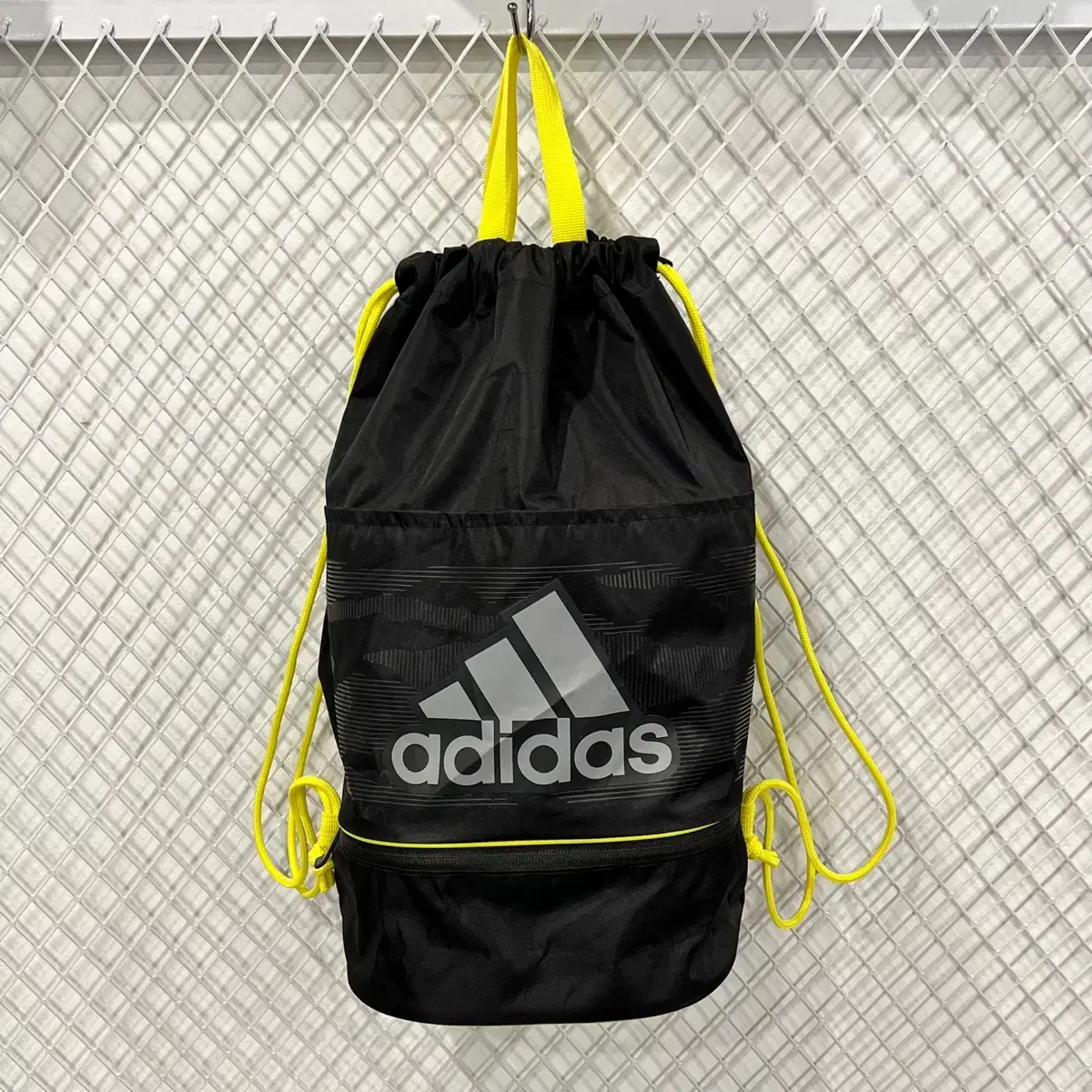 [TAKPO] Adidas SAMPLE Rucksack in Rucksack Color