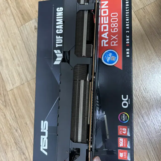 ASUS RX6800 TUF (상태최상, 박스풀) 판매합니다.