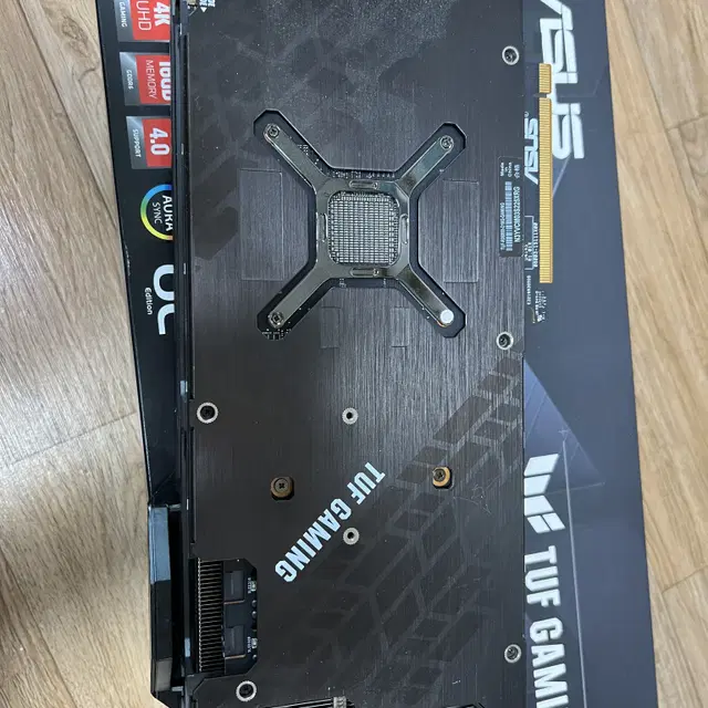 ASUS RX6800 TUF (상태최상, 박스풀) 판매합니다.