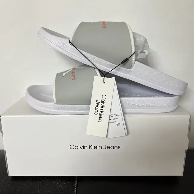 (새상품)캘빈클라인 슬라이드 슬리퍼 CalvinKlein 260,275c