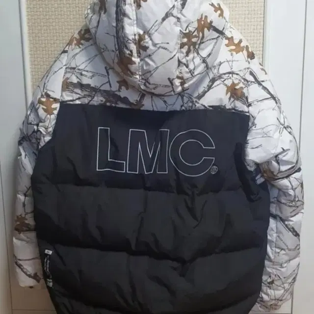 LMC 덕다운 아노락 패딩 팝니다 XL 105