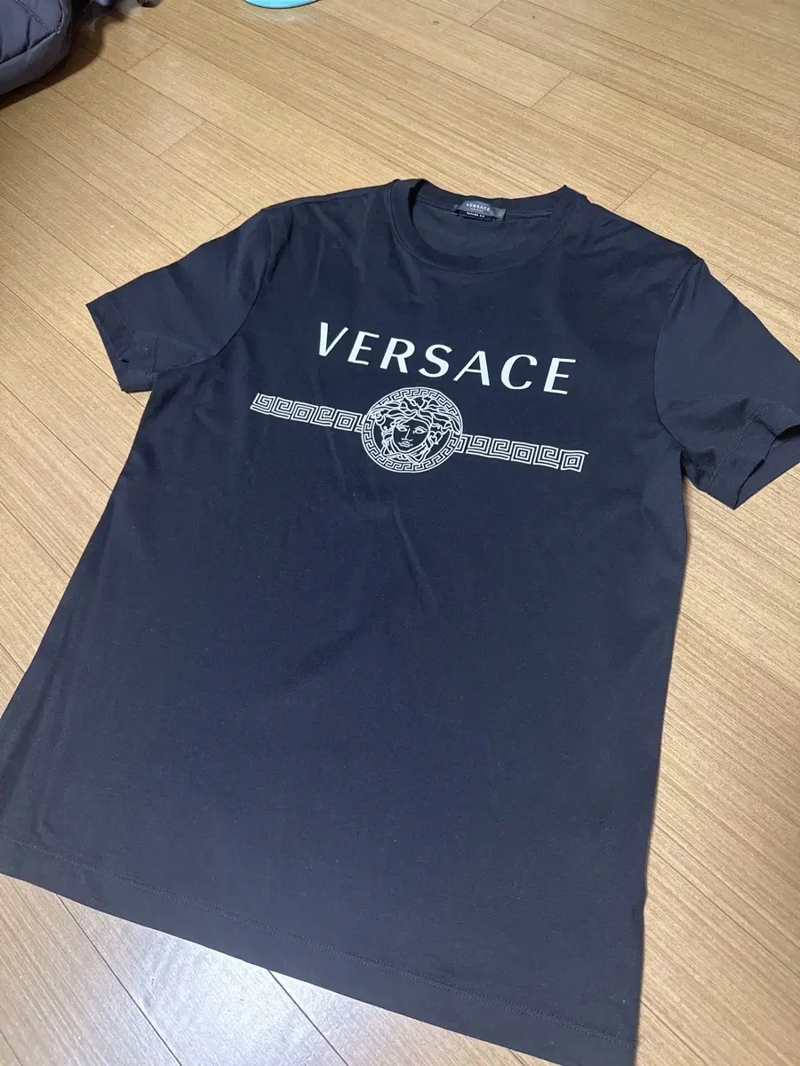 Versace Vahn Palti