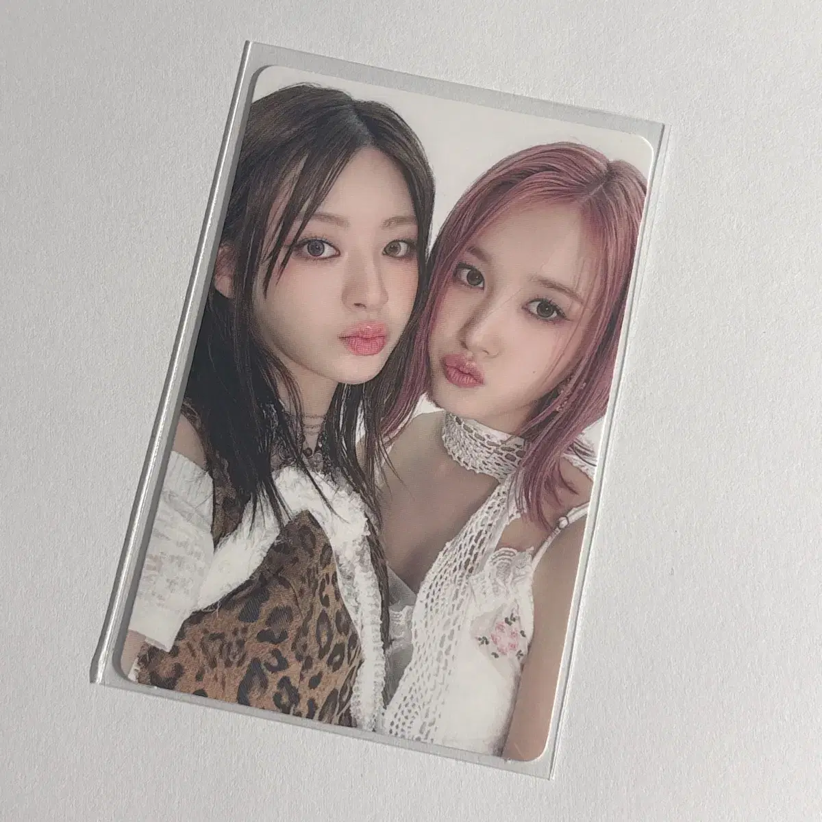 Stayc chiki ish tang album unit photocard wts~!