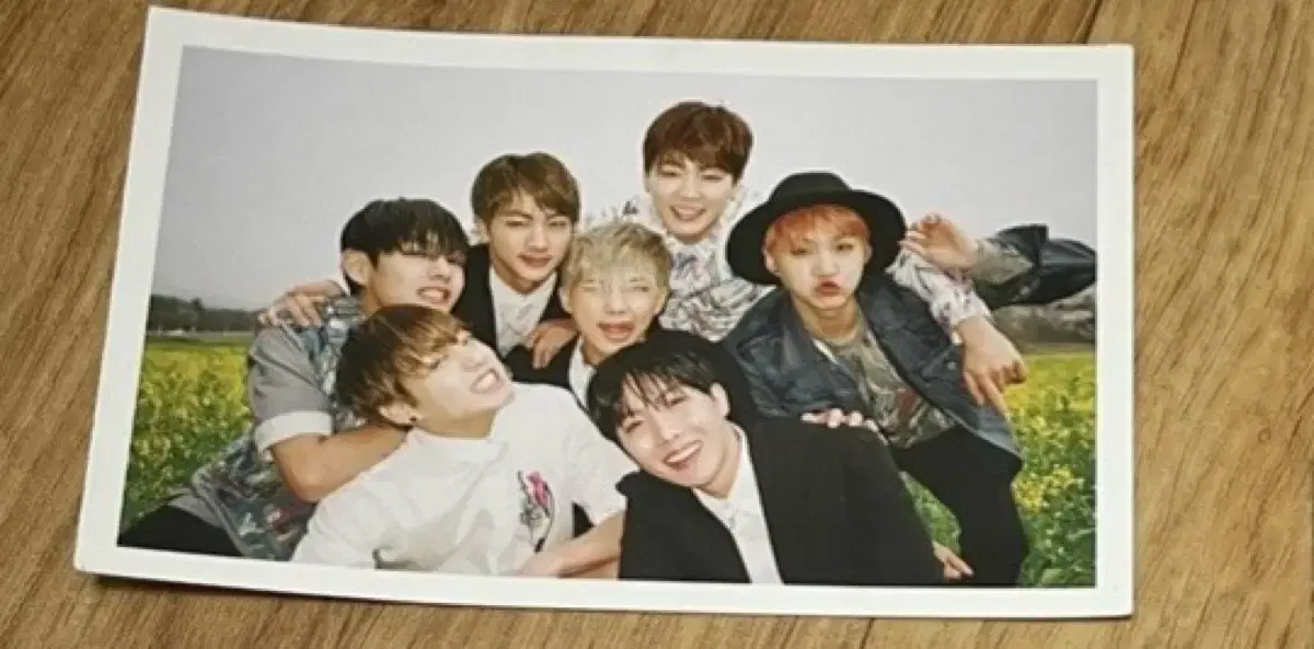 BTS's Hwayangyeonhwa group photocard.