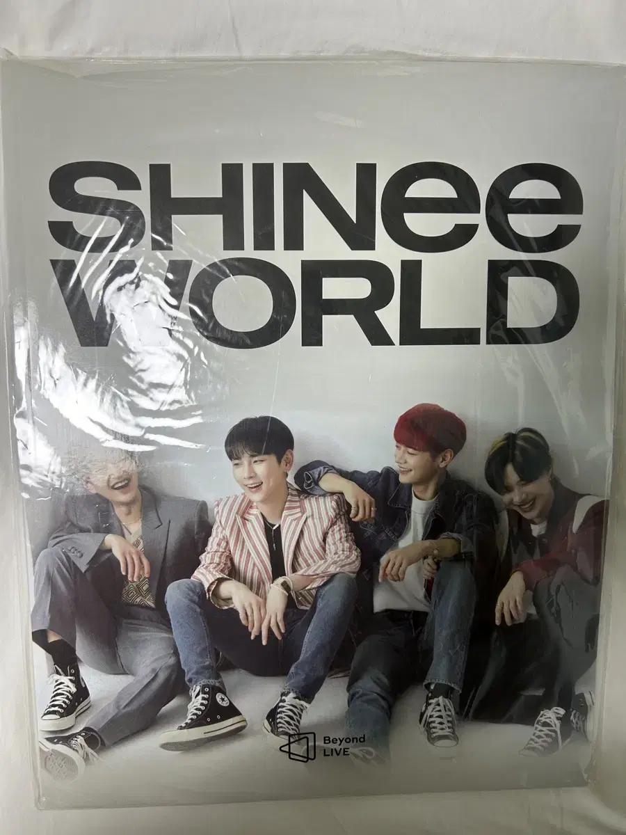 Shinee World Beyoncé Brochure