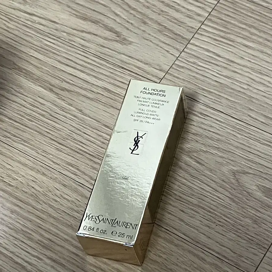 새상품)입생로랑 YSL 올 아워 파운데이션 LC2