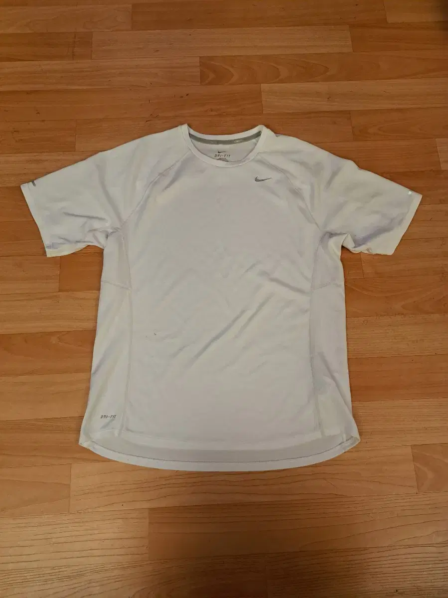 NikeDri-Fit Short Sleeve Tee