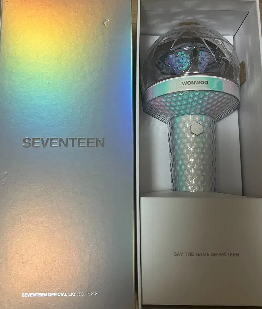 세븐틴 뉴럿봉