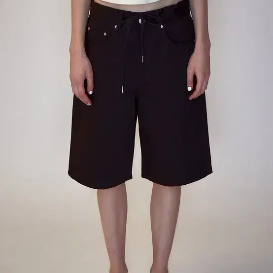 레스트앤레크레이션 RR LOGO COTTON SHORTS