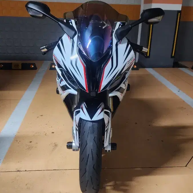 20년식   s1000rr  레이스팩  팝니다