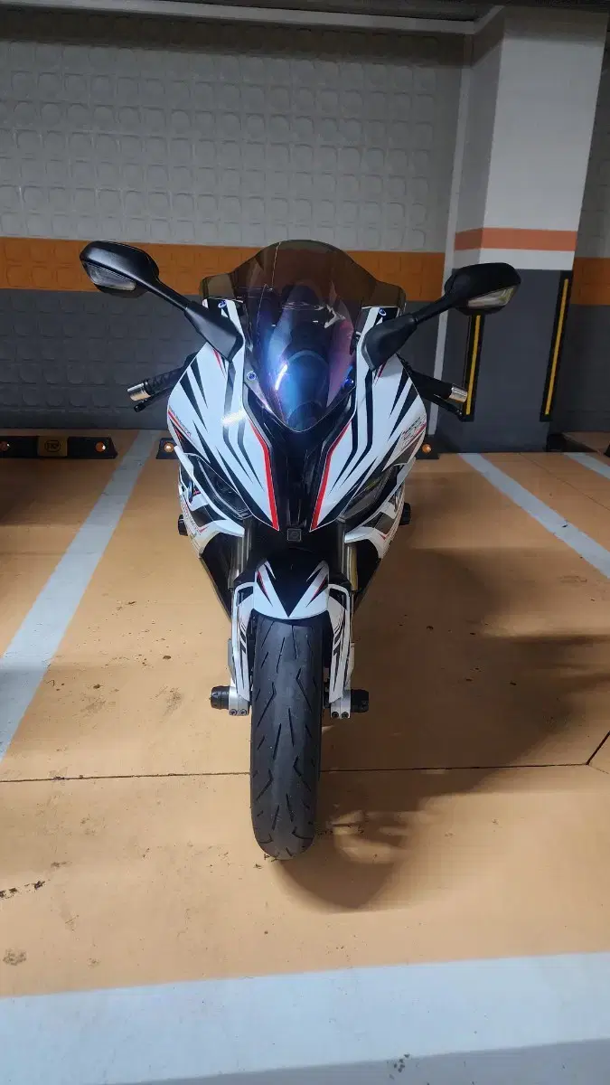 20년식   s1000rr  레이스팩  팝니다