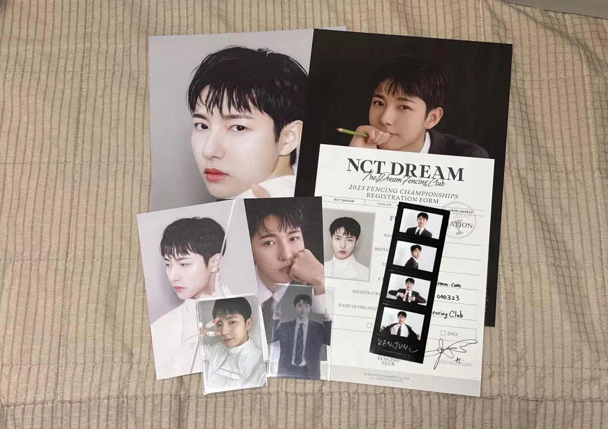 nct dream season's greetings renjun full set wts sell photocard fencing club2023시그분철