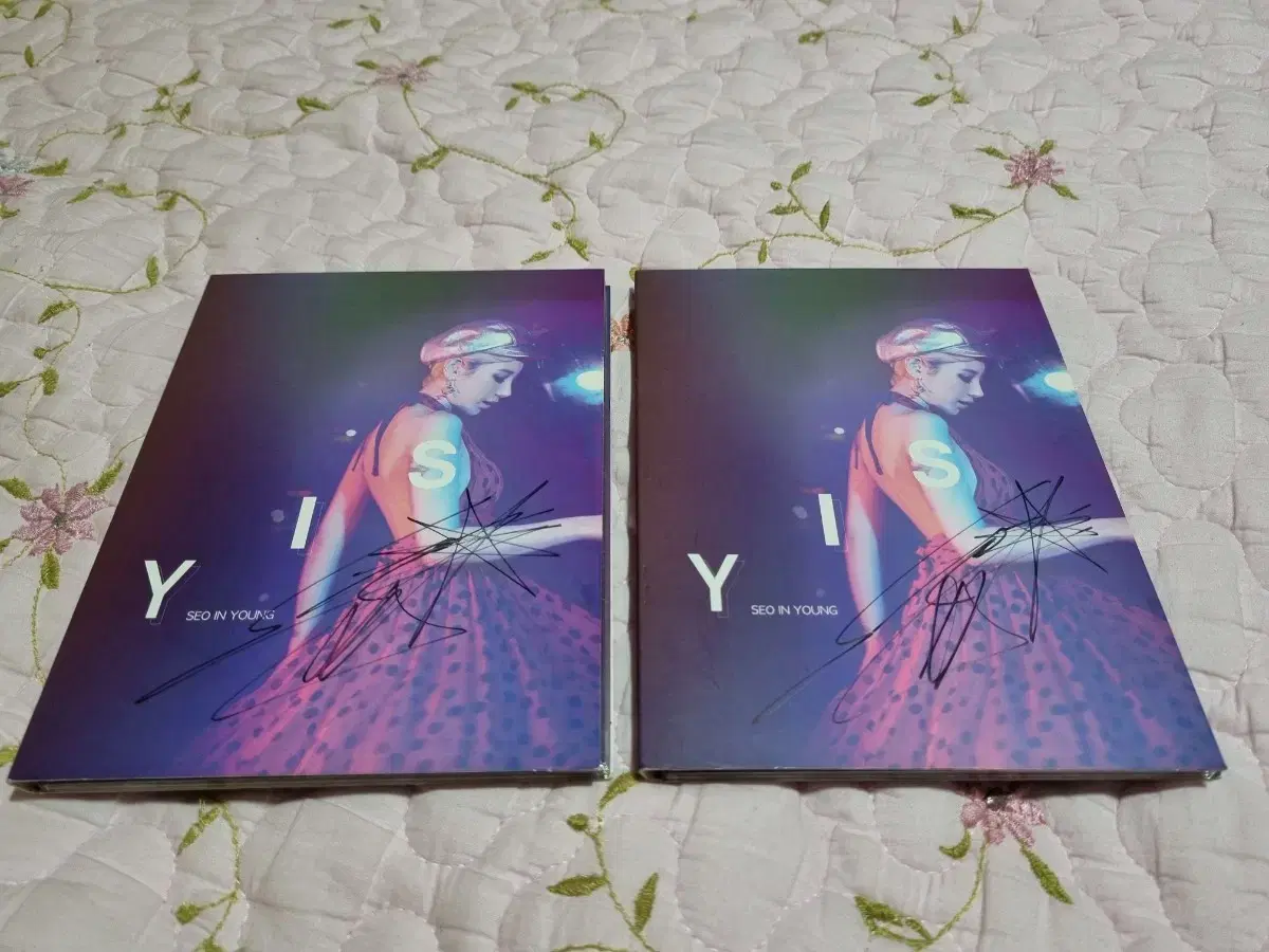 Jewelry Seo In Young non-sale signed album to sell