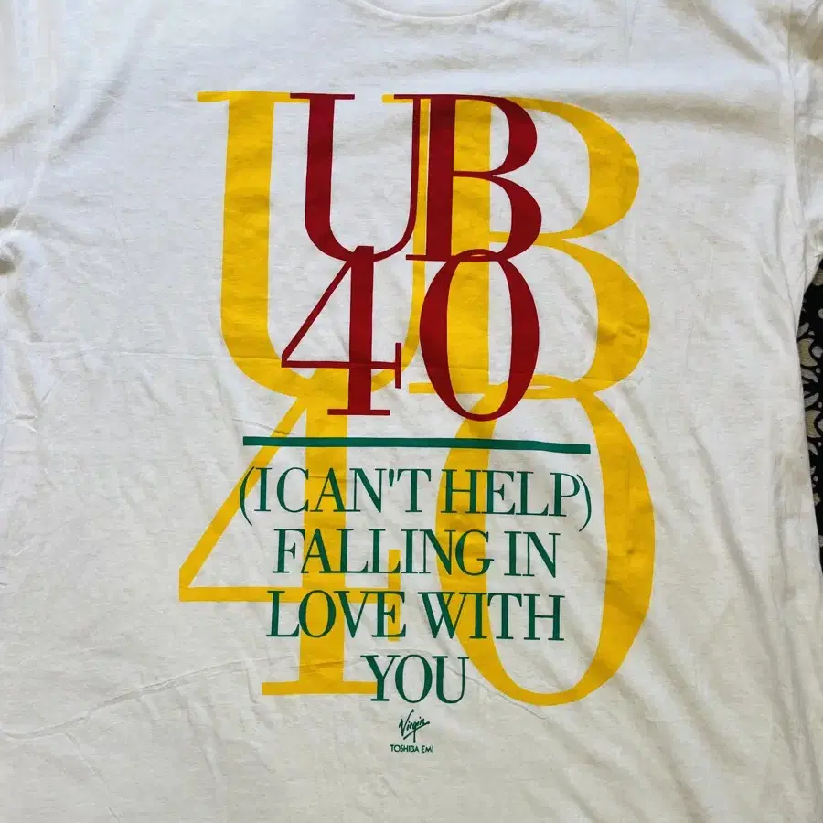 UB40 티셔츠