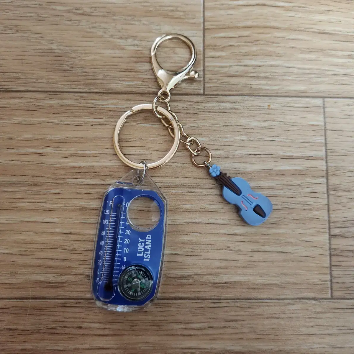 [sell]Lucy the Gentleman keyring