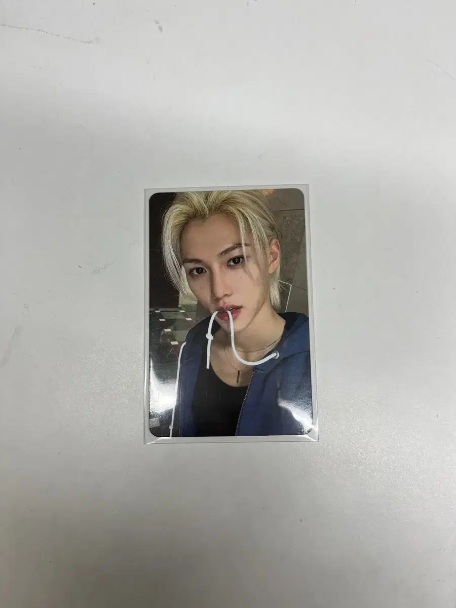 Bombshell) felix soundwave Gipaway Photocard