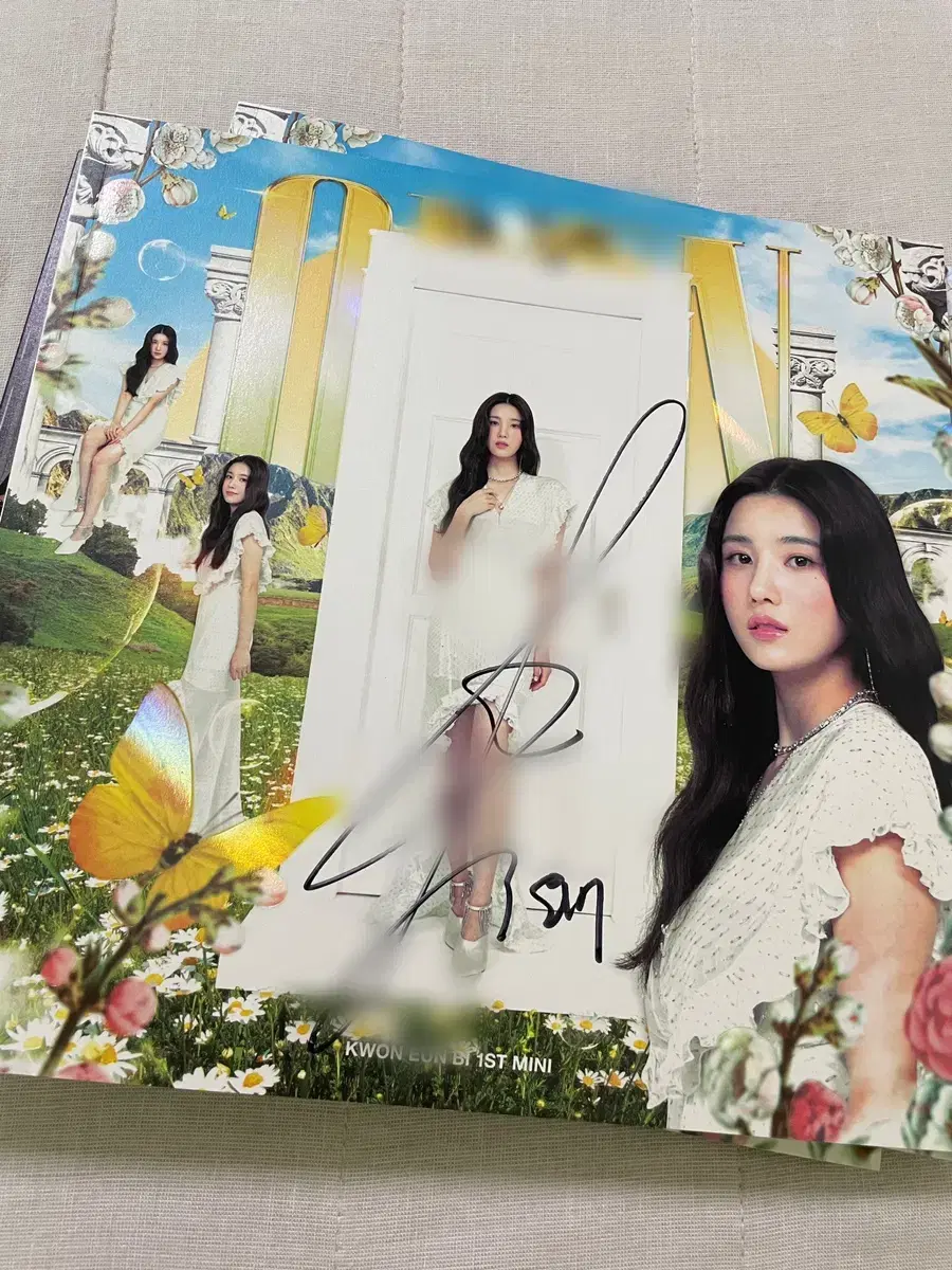 Eunbi Kwon sign Album