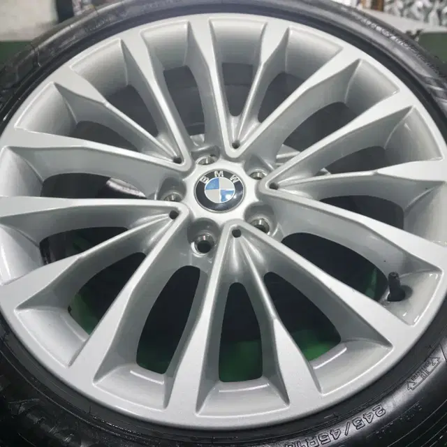 BMW 520d 520i g30 632스타일 18인치 중고 휠 타이어.