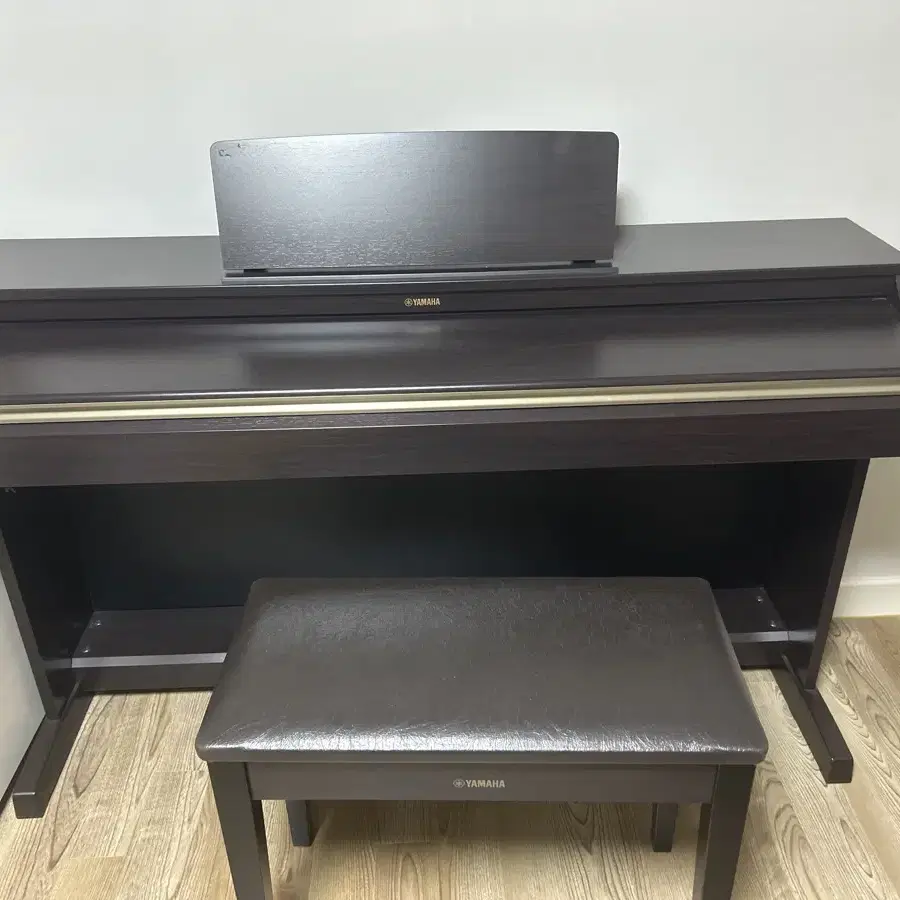 yamaha arius ydp 162 피아노