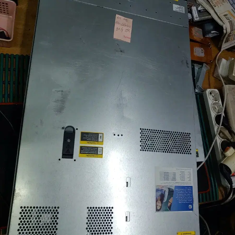 HP ProLiant DL360p Gen8 2.5인치 8베이 부품용