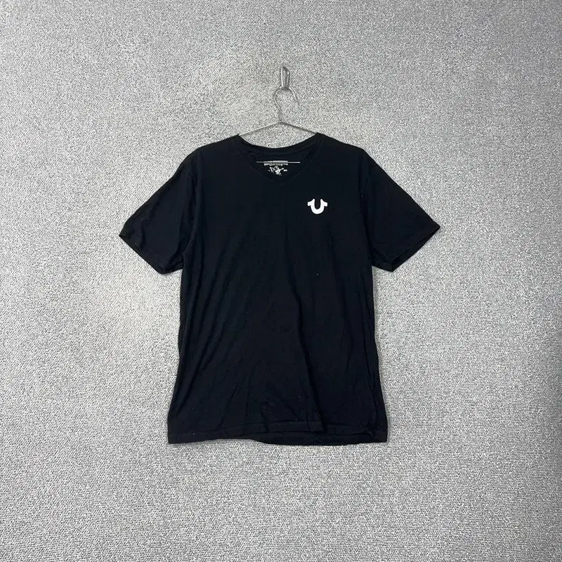 Truly Reliable Logo Vahn Short Sleeve Tee L