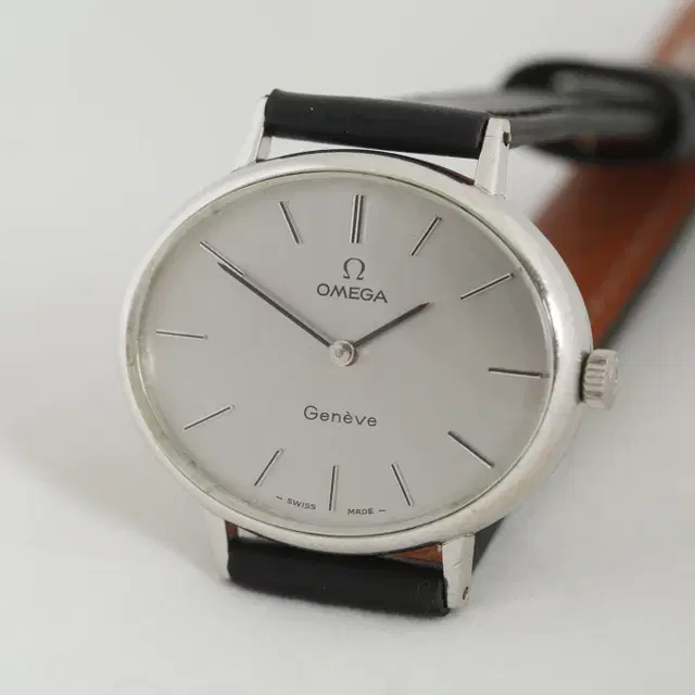 오메가 제네브 OMEGA Geneve 실버 다이얼 수동 시계